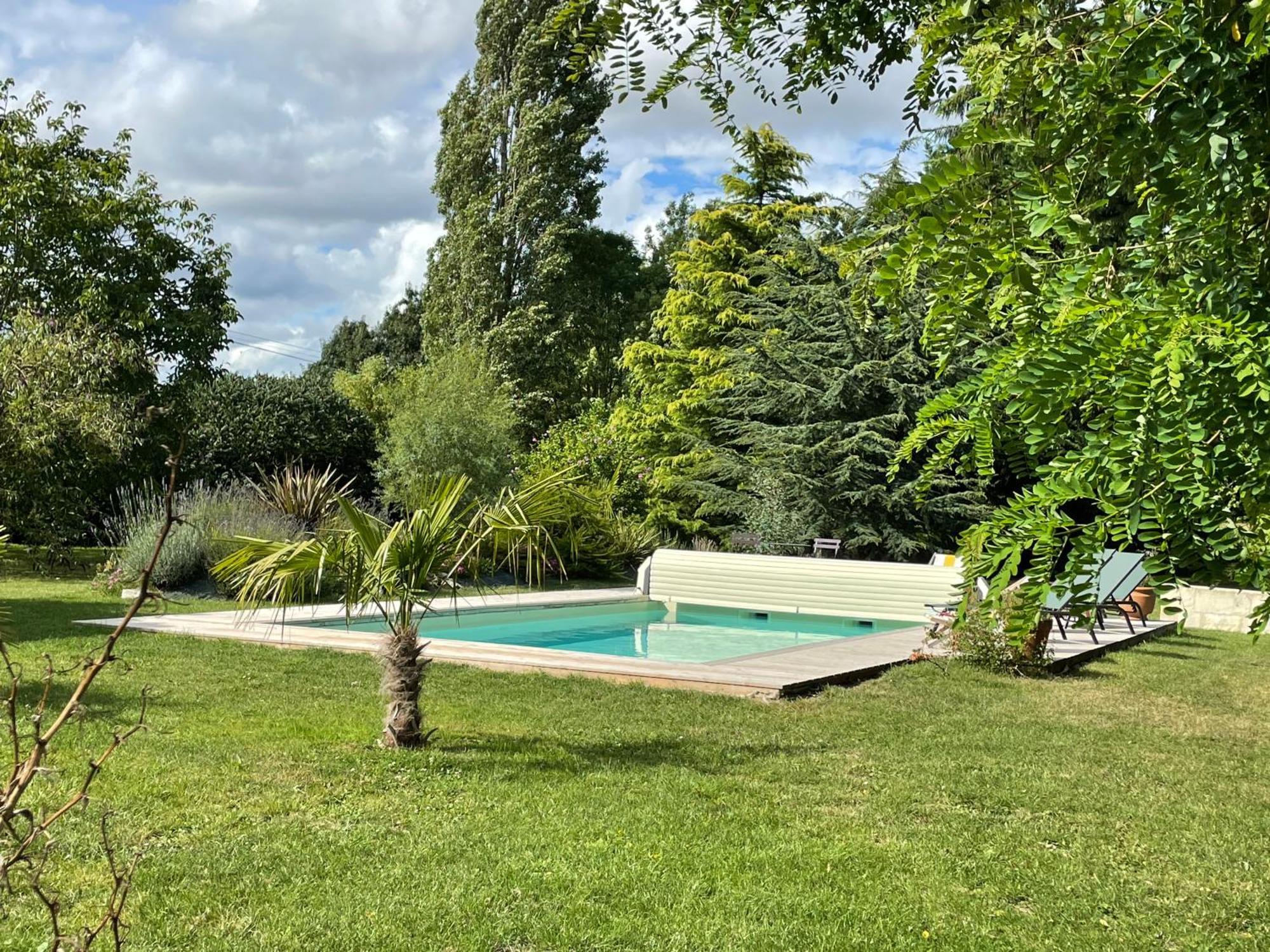 Chambres D Hotes Avec Piscine Et Spa La Foliere Saumur Villebernier Exterior foto