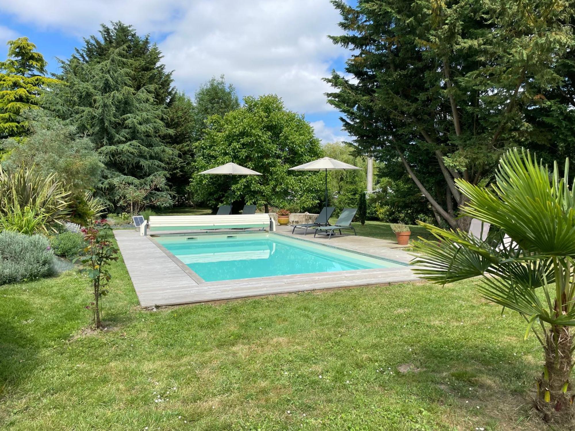 Chambres D Hotes Avec Piscine Et Spa La Foliere Saumur Villebernier Exterior foto